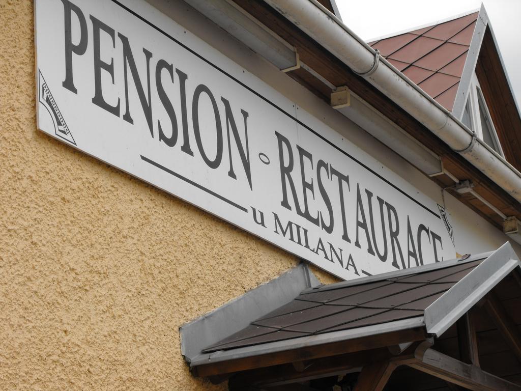 Pension U Milana Dvur Kralove nad Labem Ngoại thất bức ảnh